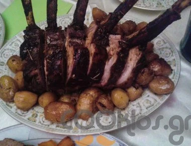 Η συνταγή της Ημέρας: Καρέ χοιρινό στο φούρνο